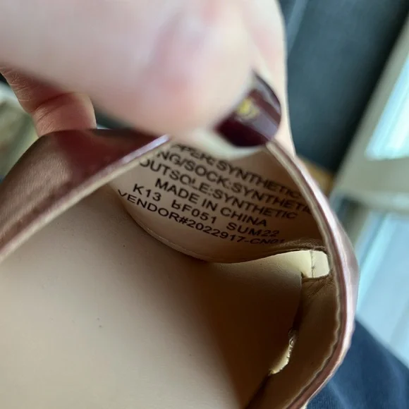 Girls J Crew sandals - Picture 6 of 6